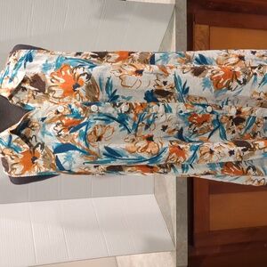 Boho Chic sleeveless dress. Size Large. Colorful beachy print NEW